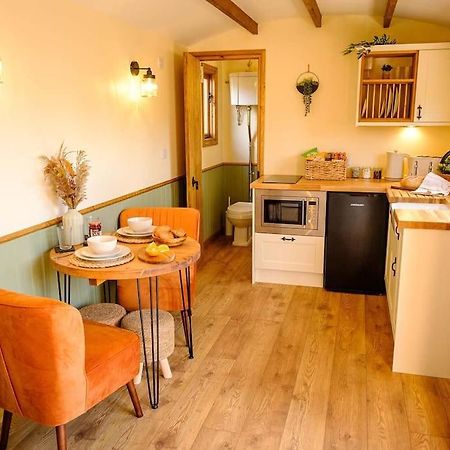 Lintmill Lodges - Heather Shepherds Hut Sorn Kültér fotó